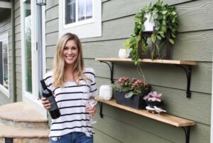 How to Add an Outdoor Bar to your Back Patio
