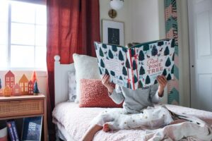 The Best Holiday Books for Kids Nook | Kid’s Favorites for The Christmas Season