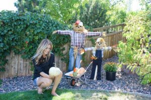 How to make a Scarecrow