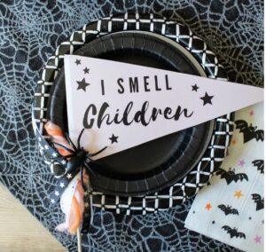 Easy DIY Halloween Pennant Party Flags