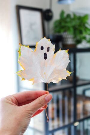 Painted Leaves | Easy Halloween Craft for Kids