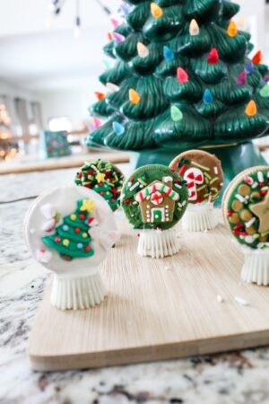Snow Globe Cookies for the Holidays | Easy No-Bake Recipe for Kids