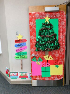 Classroom Christmas Party | Fun & Easy Room Mom Ideas